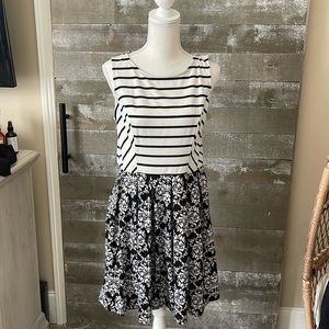 Beautiful pattern and stripe dress!